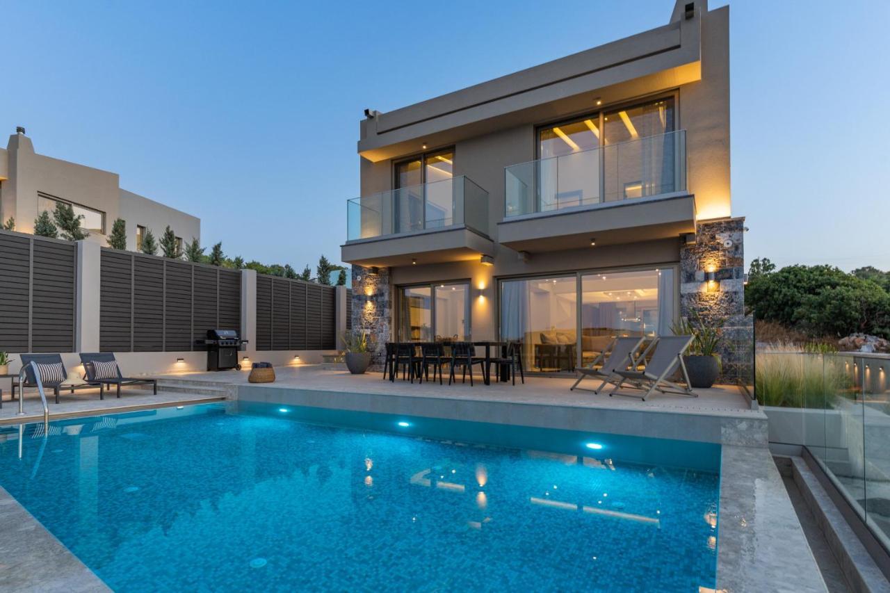 Villa Onyx - With Private Heated Pool 阿迪斯普普伦 外观 照片